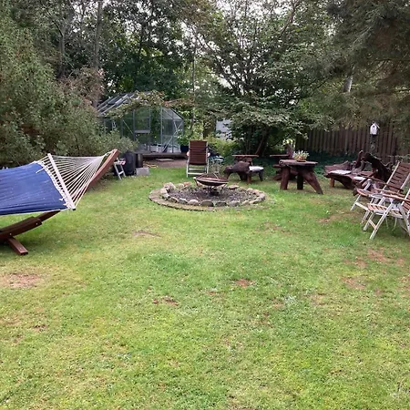 Cozy Near And Nature Semesterbostad *