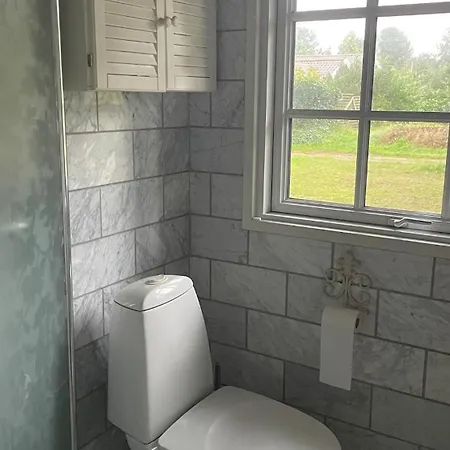 Cozy Near And Nature Semesterbostad Martofte