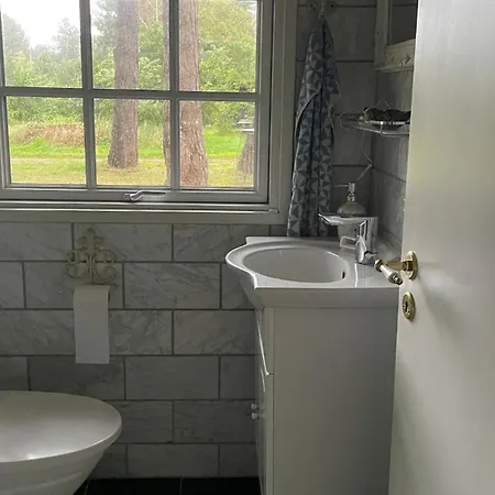 Semesterbostad Cozy Near And Nature